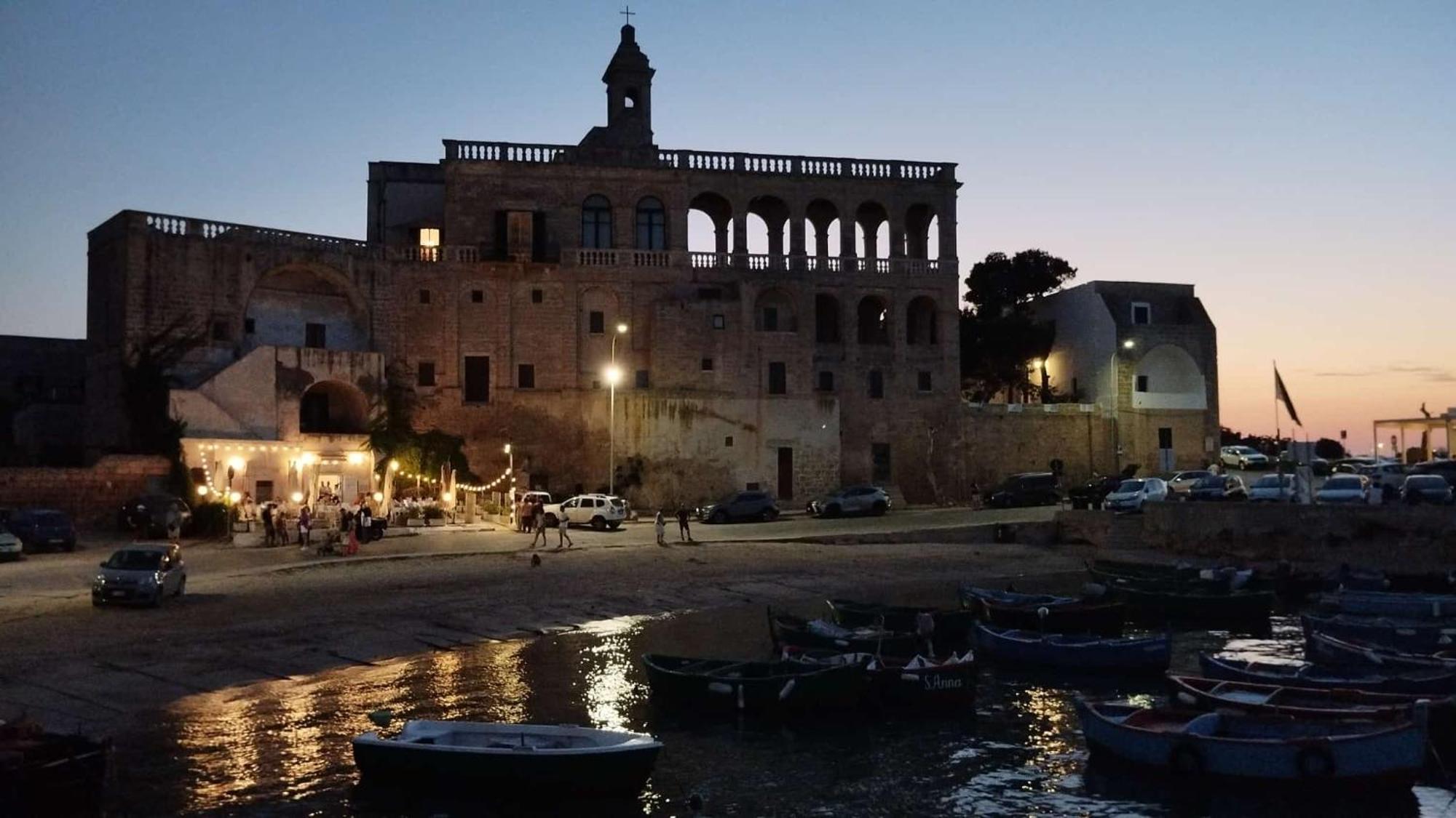 Casa Vacanze La Bella Tina Polignano a Mare Exterior photo